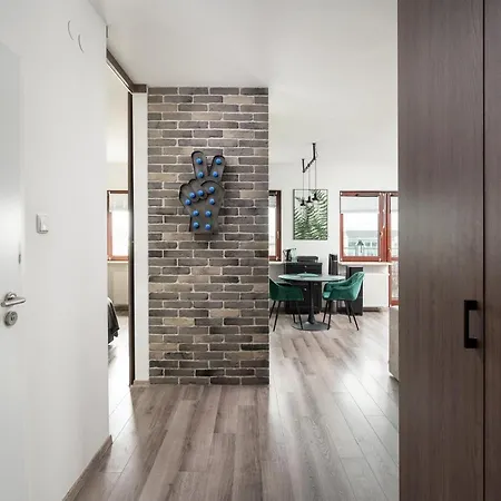 Apartment Wola Modern By Bookinghost *