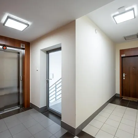 Wola Modern By Bookinghost アパート *