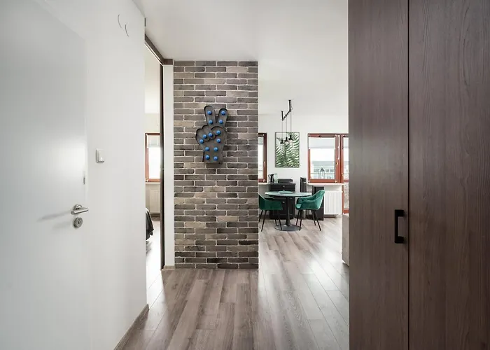 Lejlighed Wola Modern By Bookinghost *