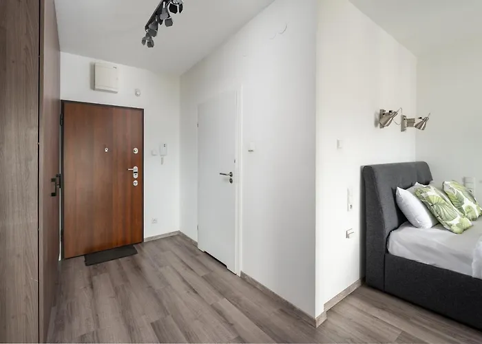 Wola Modern By Bookinghost