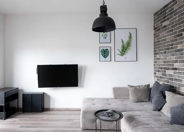 Lejlighed Wola Modern By Bookinghost