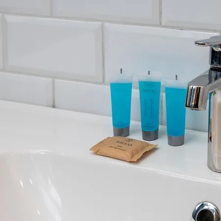 Wola Modern By Bookinghost * Varsavia